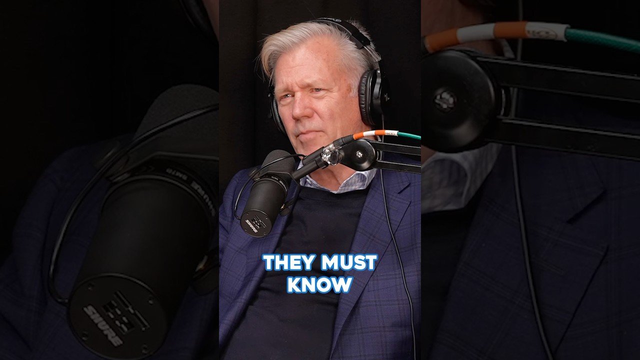 Chris Hansen Can’t Stop Catching Predators | Howie Mandel Does Stuff